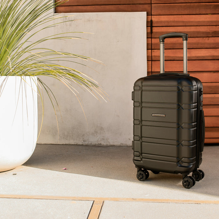 Two Wheel Vs Four Wheel Suitcase Guide