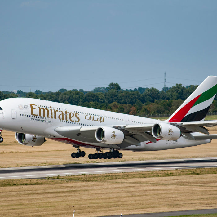 Emirates Luggage Size Guide 2026