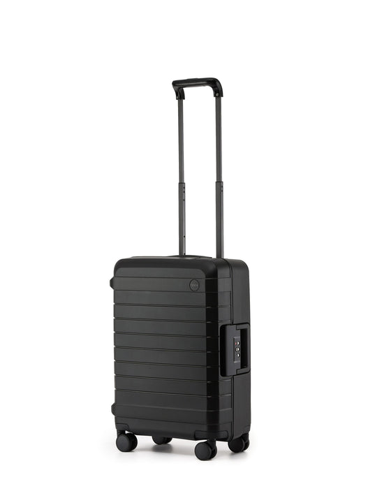 Vault 54cm Small Hard Carry On - Black