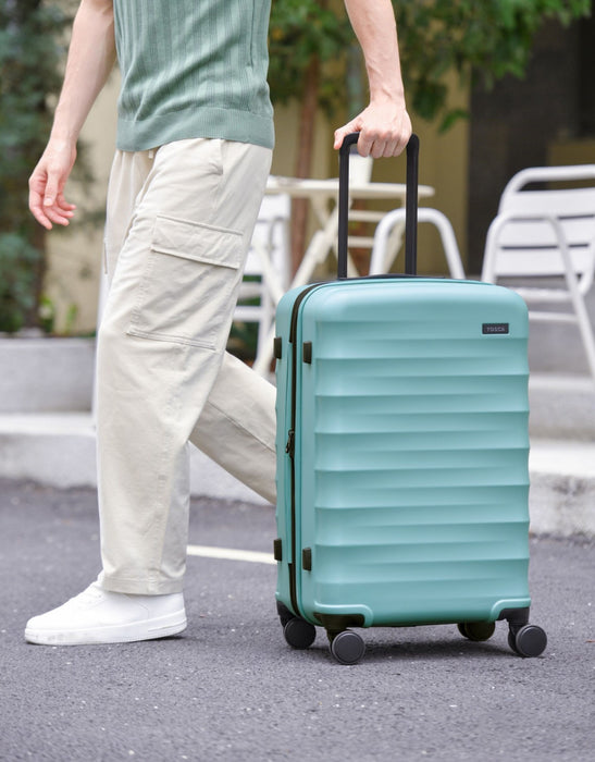 Interstellar 2.0 67cm Medium Hard Suitcase - Ocean Blue