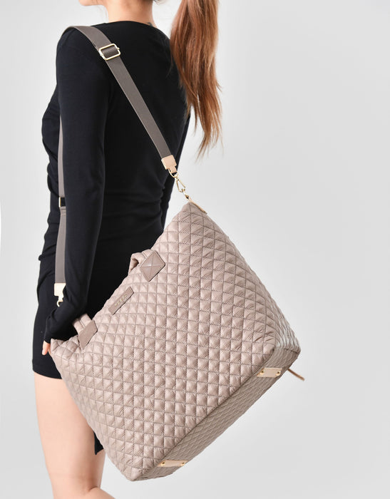 Metro Large Travel Tote Bag - Magnet